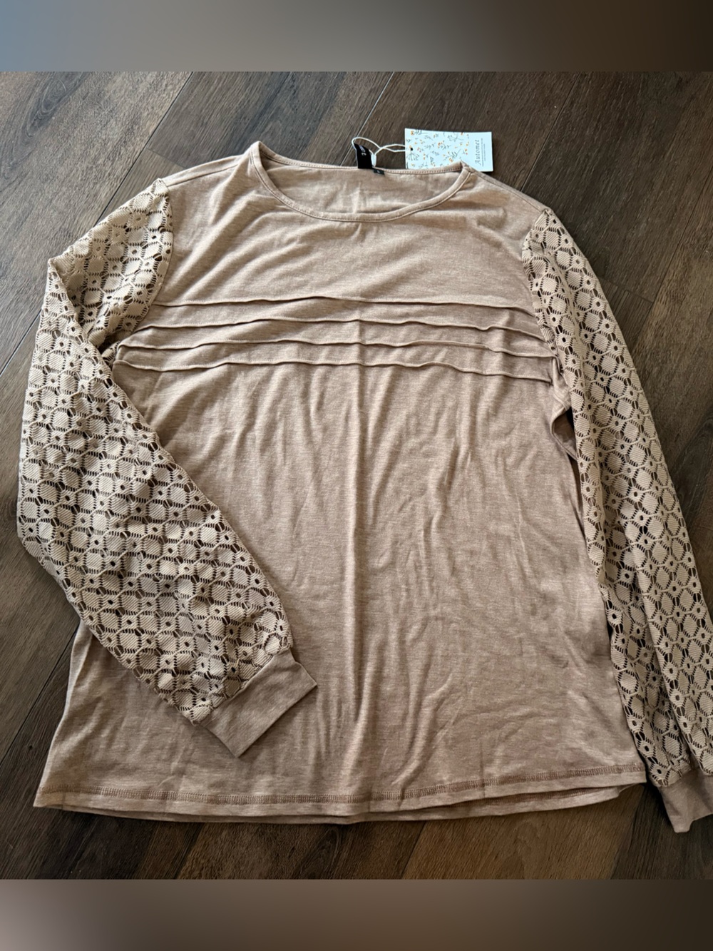 Women’s Lace-Sleeve Long Sleeve Top — Beige - Large